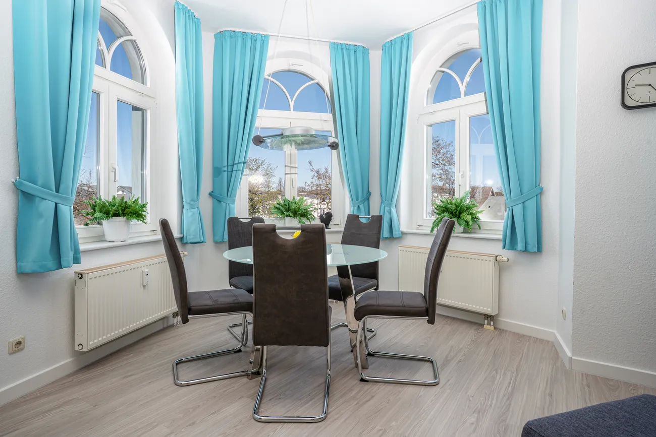 Wohnbereich Metropol Ferienwohnung 10